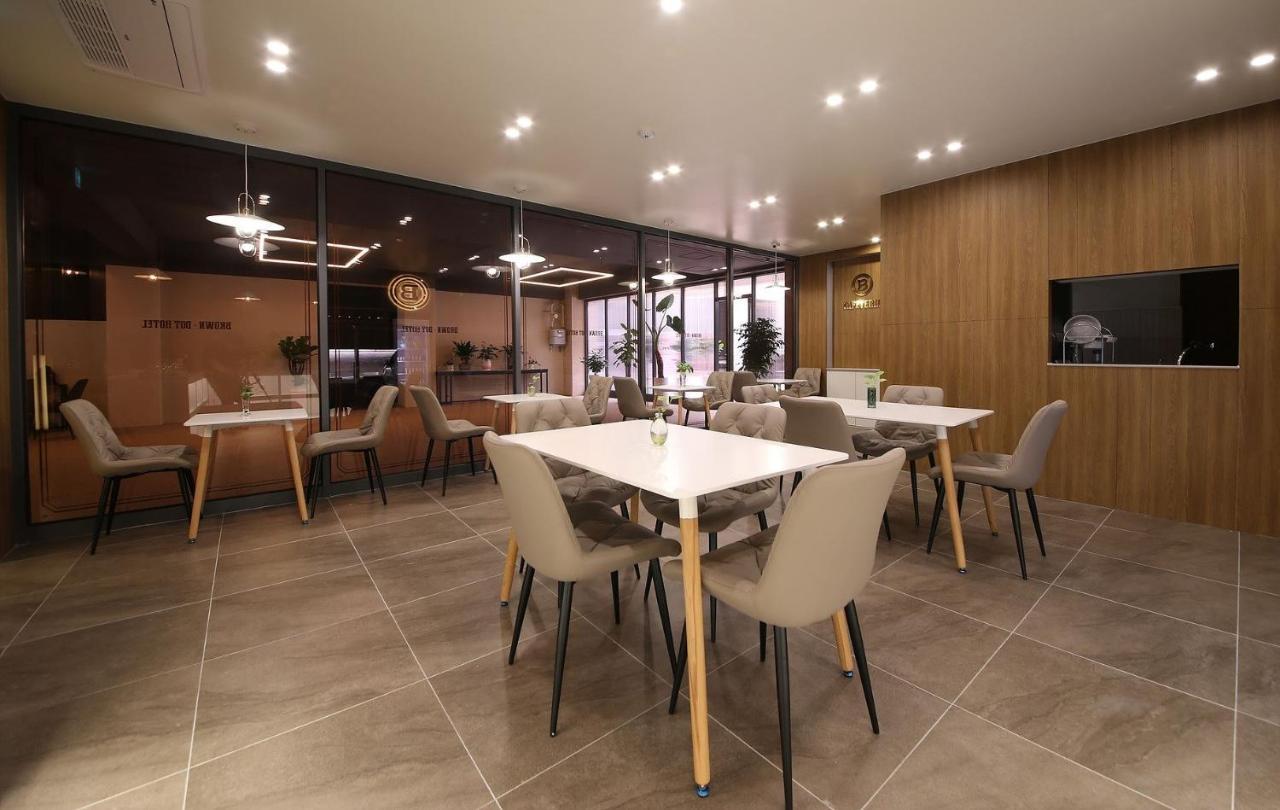 Brown Dot Hotel Sinan Gwangju Metropolitan City Bagian luar foto