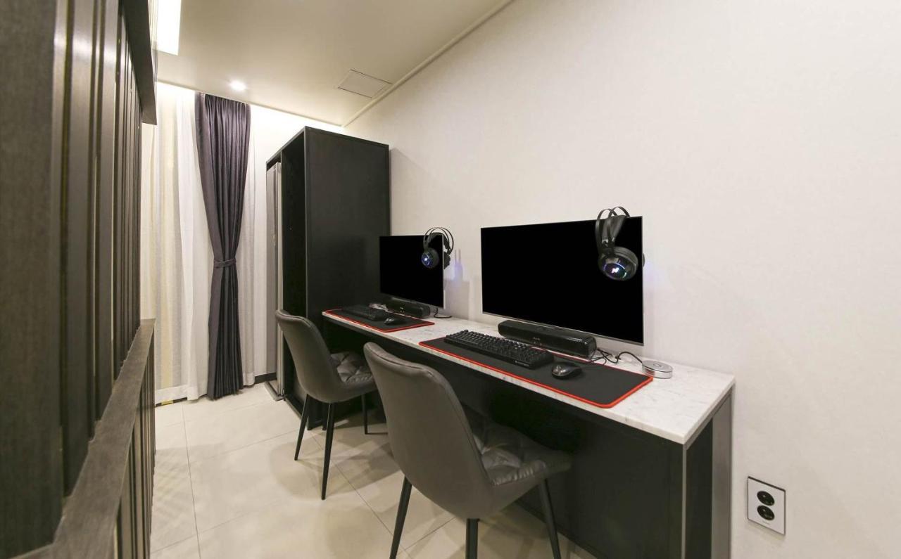 Brown Dot Hotel Sinan Gwangju Metropolitan City Bagian luar foto