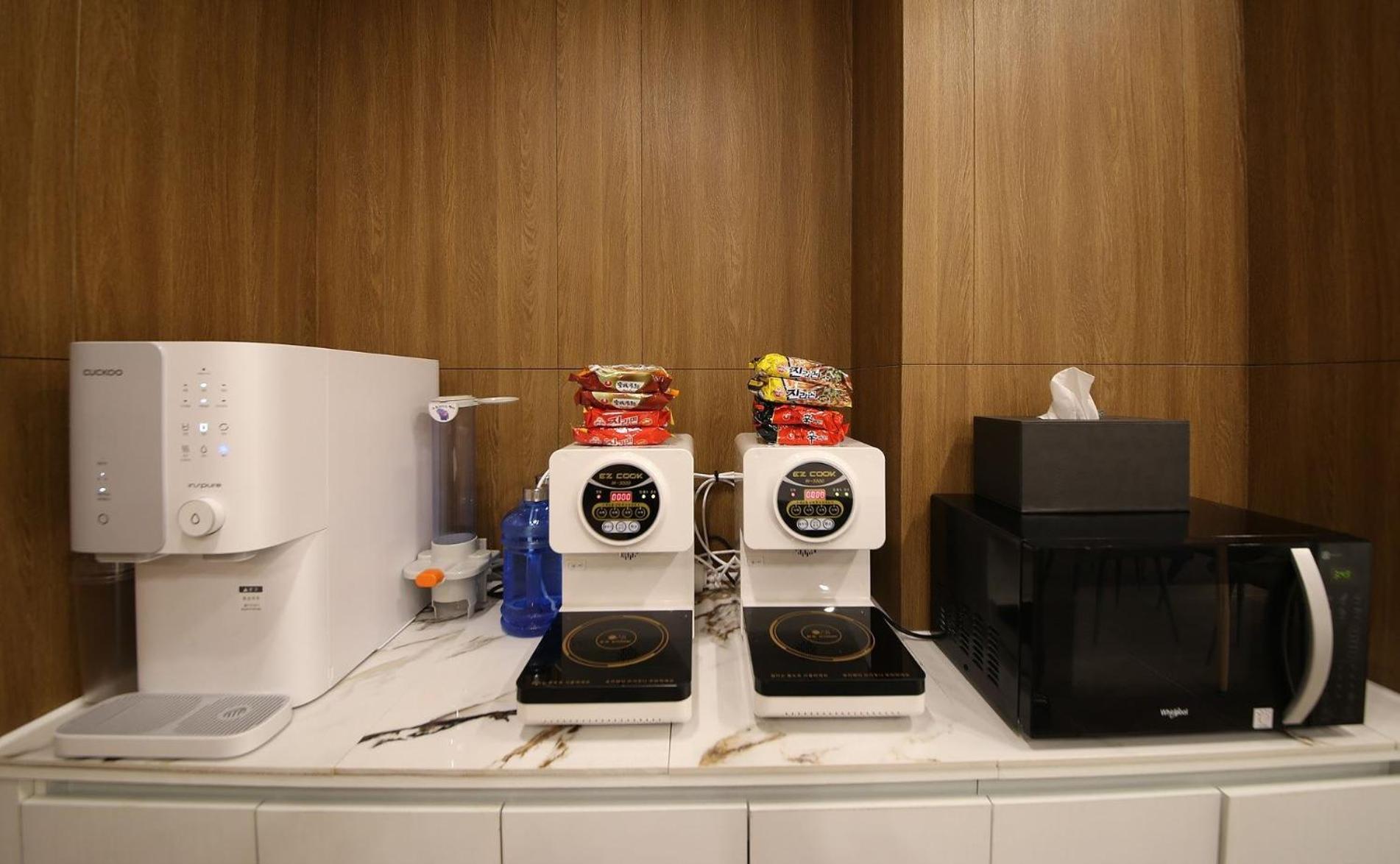 Brown Dot Hotel Sinan Gwangju Metropolitan City Bagian luar foto