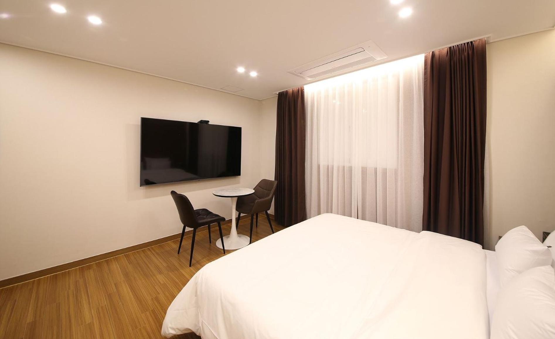 Brown Dot Hotel Sinan Gwangju Metropolitan City Bagian luar foto